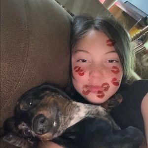 Meet your Posher, Emma